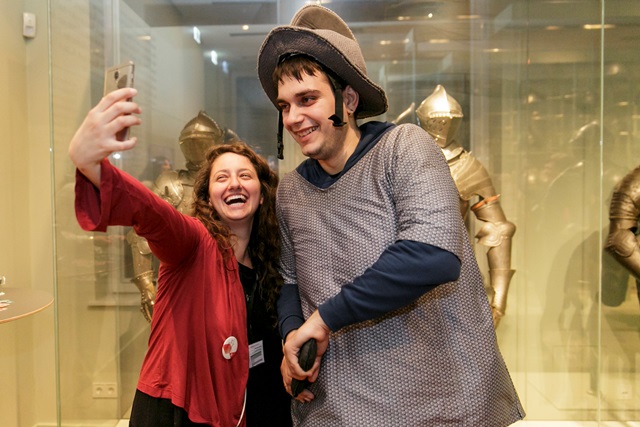 historisches museum frankfurt: Selfie-Aktion bei der langen Nacht der Museen 2017